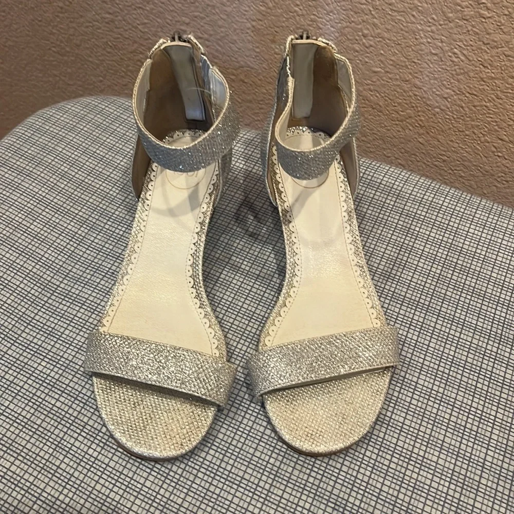 Girls Sz 3 Nordstrom 1901 Silver Sparkly Wedge Heels